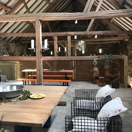 Linde2 Semesterbostad *